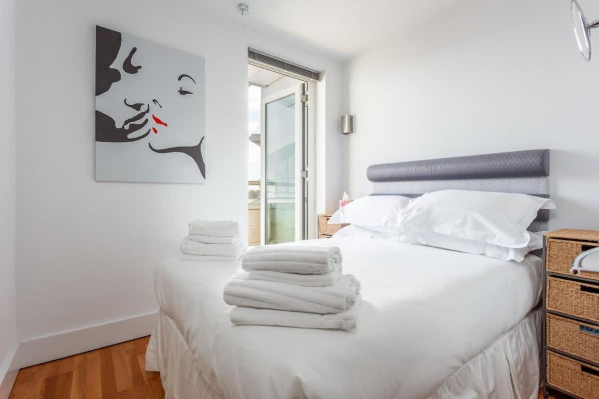 Crow'S Nest Villa Poole Eksteriør bilde