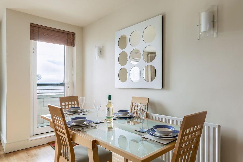 Crow'S Nest Villa Poole Eksteriør bilde